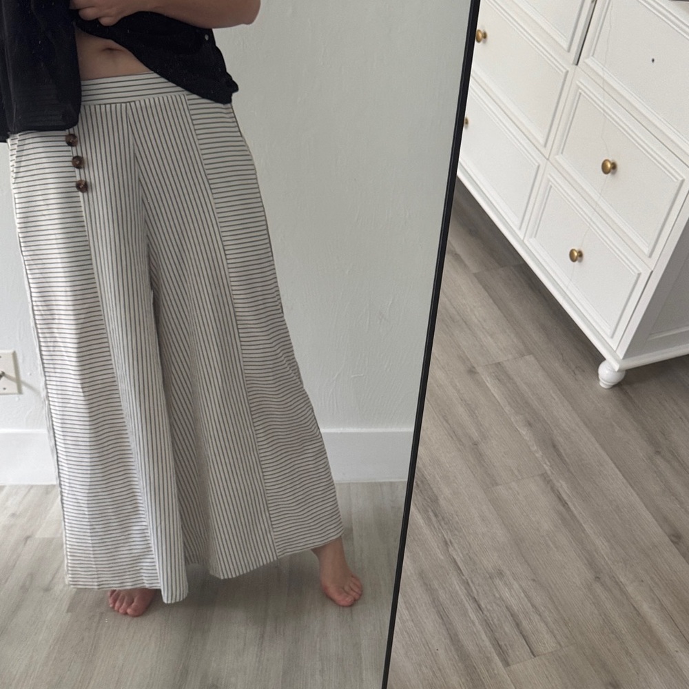 Chic Cream and White Striped Women's palazo pants